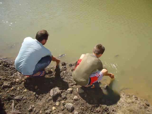 Dr. Zé Maria comemora com a População a Reforma do Tanque em Furta-Lhe a Volta - Imagem 3