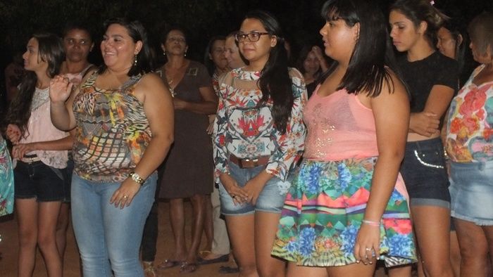 No interior do Piauí, Família e comunidade pagam promessa com Roda de São Gonçalo. - Imagem 44