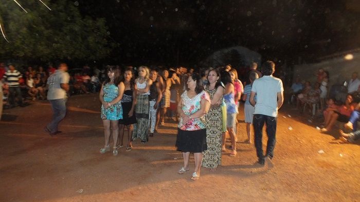 No interior do Piauí, Família e comunidade pagam promessa com Roda de São Gonçalo. - Imagem 11