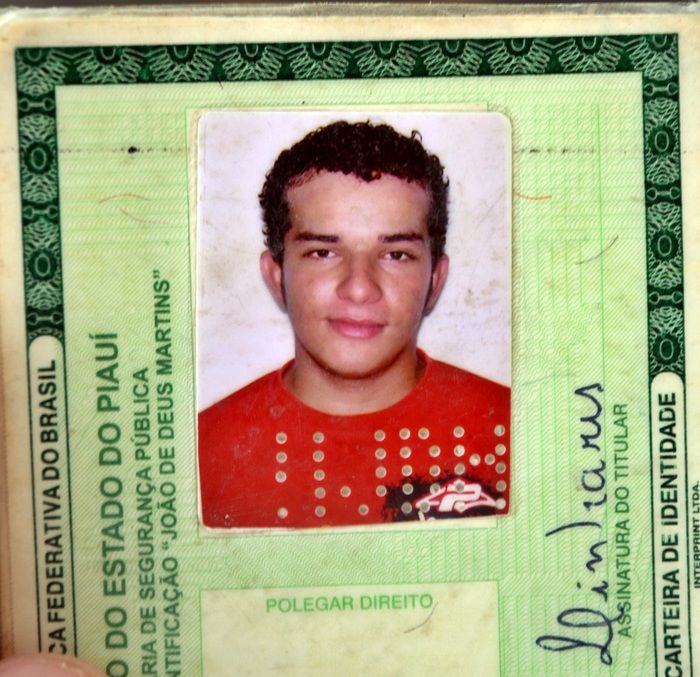 PM apreende maconha, crack e dinheiro em residência no litoral do Piauí - Imagem 6