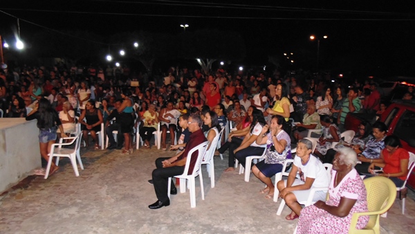 Centenas de devotos de Santo Inácio de Loyola participaram da ultima noite de novena ao padroeiro - Imagem 1