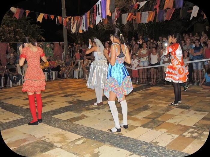 Público prestigia em massa o VII Festival Julino de Quadrilhas e Danças - Imagem 62