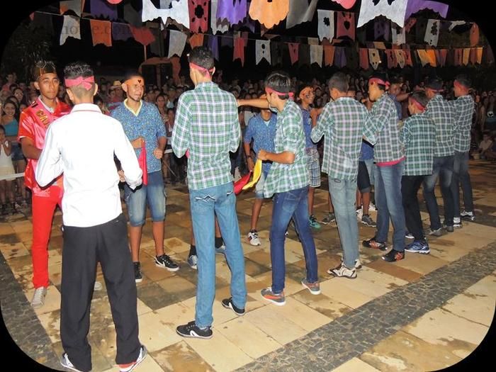 Público prestigia em massa o VII Festival Julino de Quadrilhas e Danças - Imagem 70