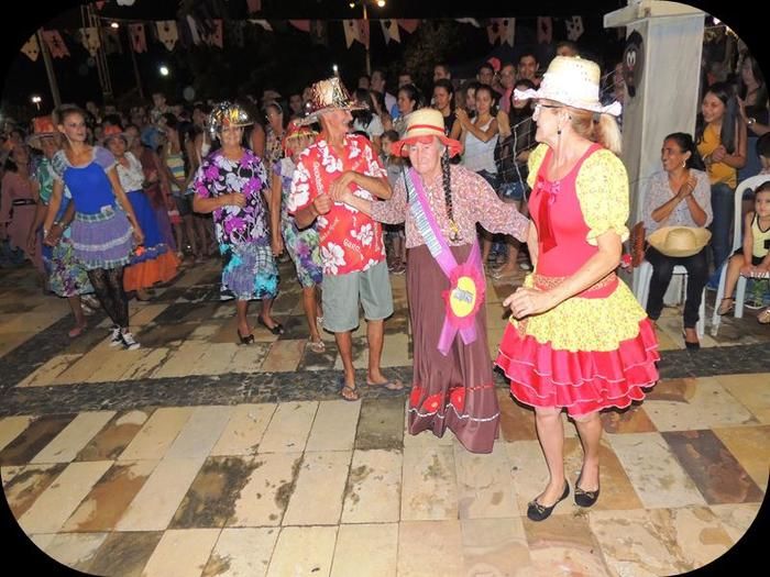 Público prestigia em massa o VII Festival Julino de Quadrilhas e Danças - Imagem 39