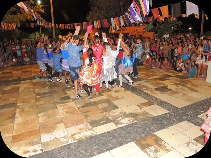 Público prestigia em massa o VII Festival Julino de Quadrilhas e Danças - Imagem 83
