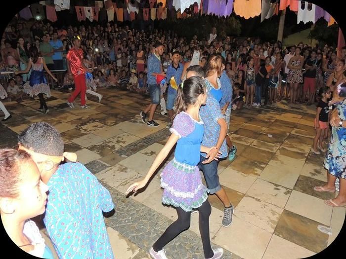 Público prestigia em massa o VII Festival Julino de Quadrilhas e Danças - Imagem 87