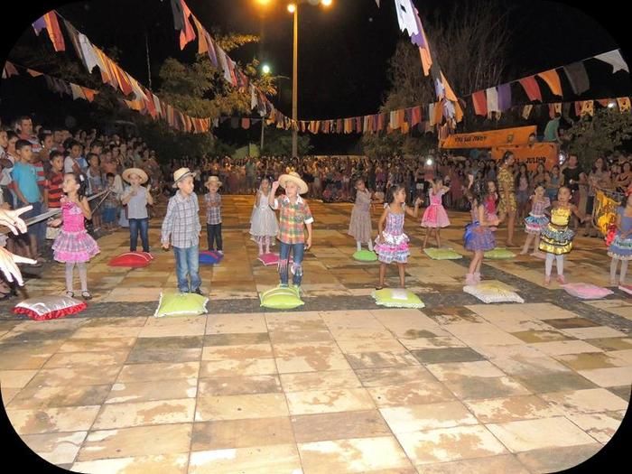 Público prestigia em massa o VII Festival Julino de Quadrilhas e Danças - Imagem 20