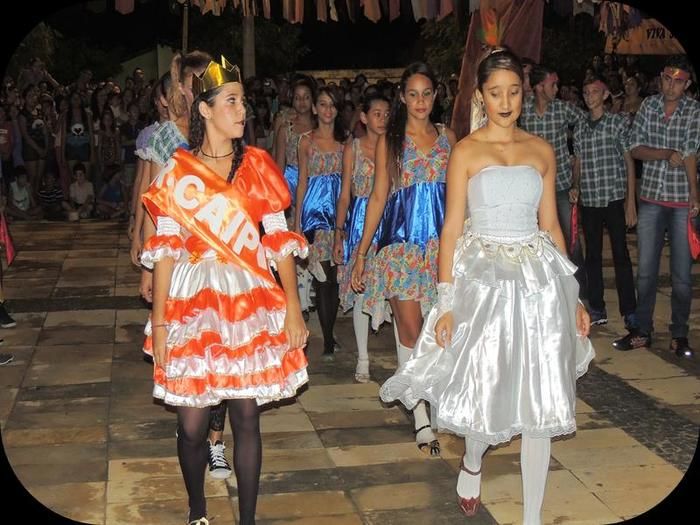 Público prestigia em massa o VII Festival Julino de Quadrilhas e Danças - Imagem 72