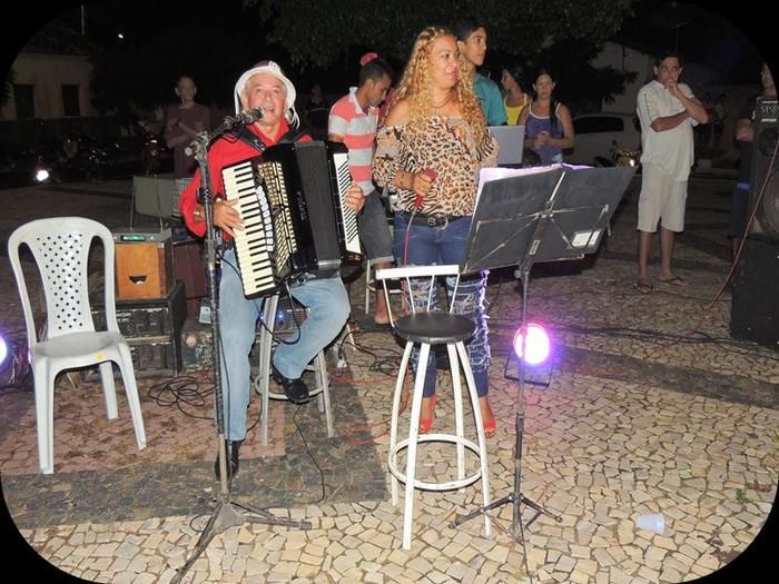 Público prestigia em massa o VII Festival Julino de Quadrilhas e Danças - Imagem 1