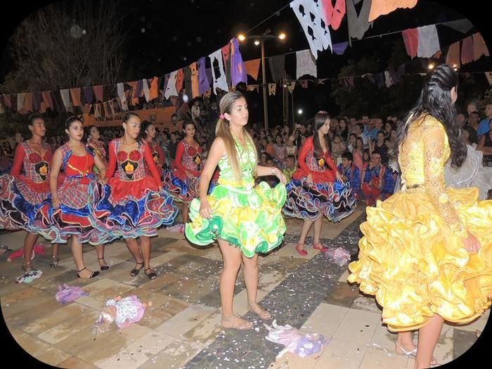 Público prestigia em massa o VII Festival Julino de Quadrilhas e Danças - Imagem 145