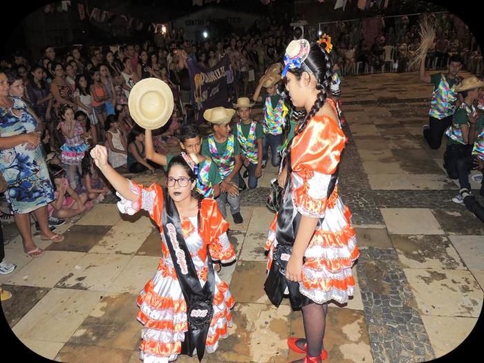 Público prestigia em massa o VII Festival Julino de Quadrilhas e Danças - Imagem 112