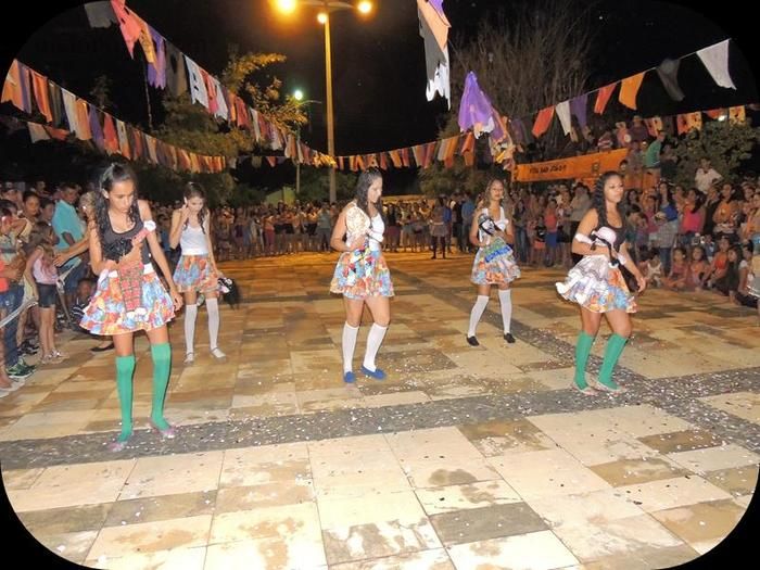 Público prestigia em massa o VII Festival Julino de Quadrilhas e Danças - Imagem 125