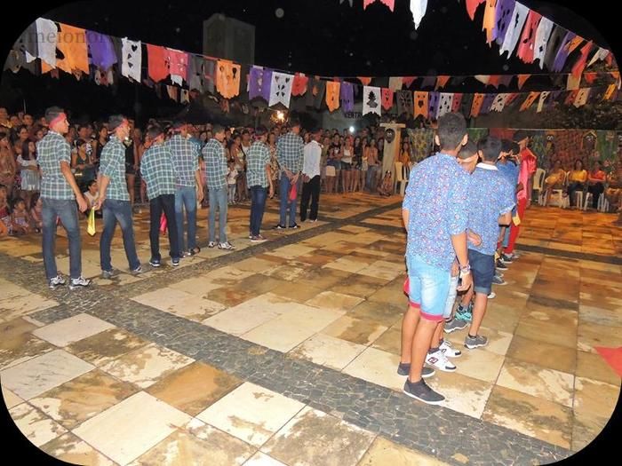 Público prestigia em massa o VII Festival Julino de Quadrilhas e Danças - Imagem 67