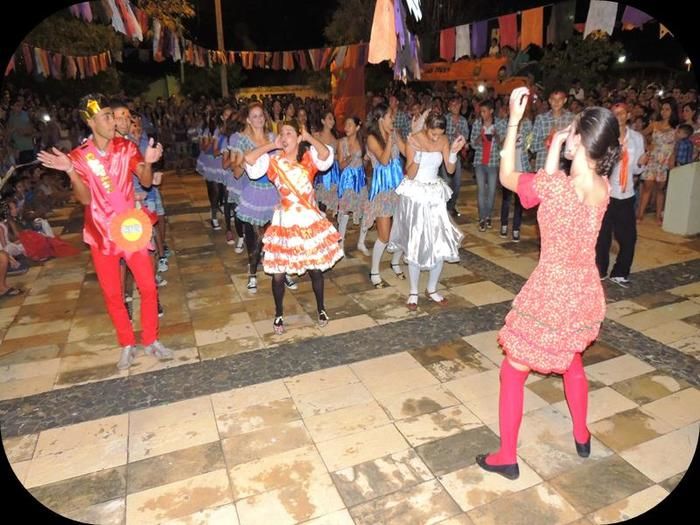Público prestigia em massa o VII Festival Julino de Quadrilhas e Danças - Imagem 74