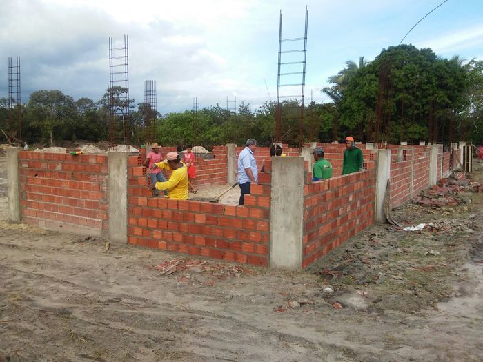 Prefeito visita obra de Escola padrão FNDE na comunidade Faveira - Imagem 2