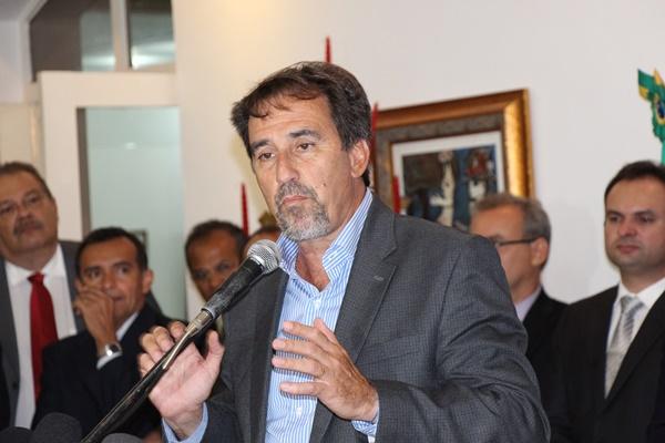 Ministro garante recursos para abastecimento de água em Pedro II - Imagem 2