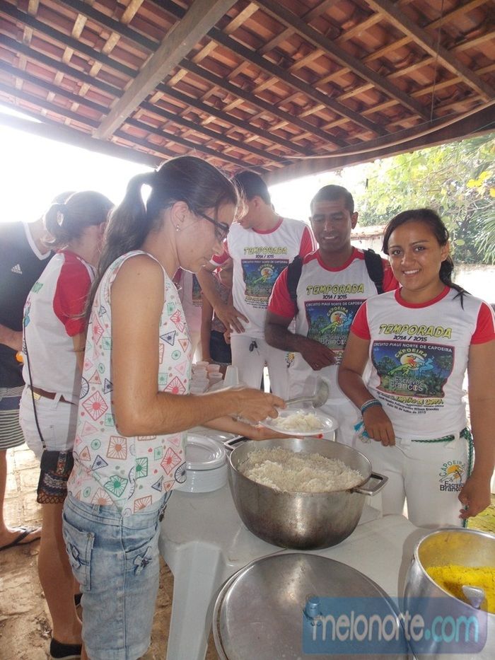 Secretário Administrativo Tim Medeiros oferece almoço aos Capoeiristas Escravos Brancos  - Imagem 11