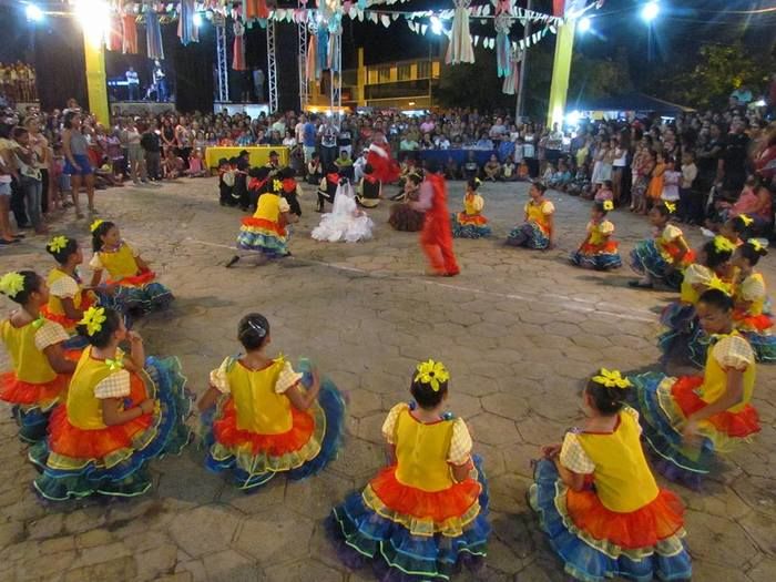 Confira como foi à última noite da “Cidade Junina de Barras” - Imagem 24