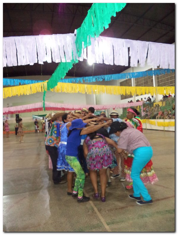 Arraiá do PELC 2015-Quadrilha Arrastapelc - Imagem 33