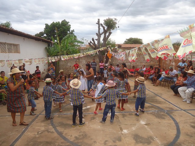 Escola Apaeana Tia Nely realizou 1ª Quermesse - Imagem 36