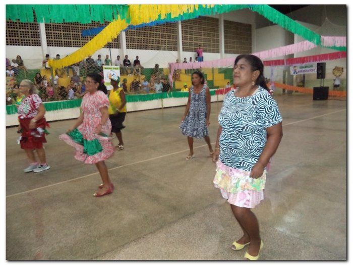 Arraiá do PELC 2015-Quadrilha Arrastapelc - Imagem 5