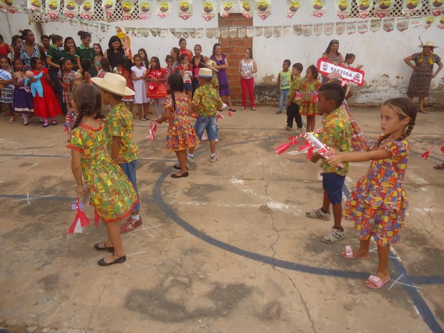 Escola Apaeana Tia Nely realizou 1ª Quermesse - Imagem 13