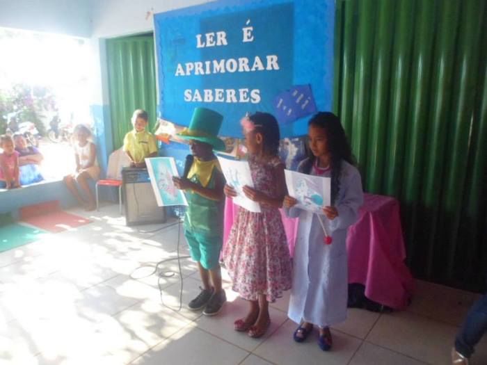 Escola Municipal Sinobilina Culminou Projeto de Leitura - Imagem 12