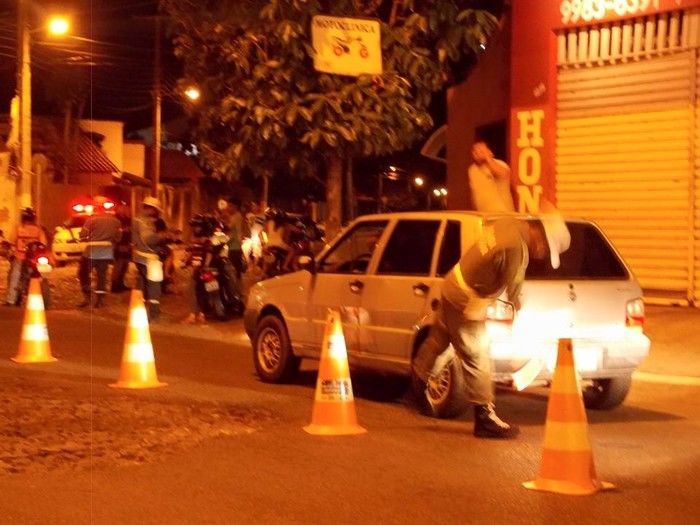 PM realiza mais de 8 mil abordagens durante operação no litoral do PI - Imagem 2