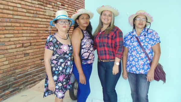 Comunidade Malhada do Juazeiro realizou apresentação de quadrilhas - Imagem 4