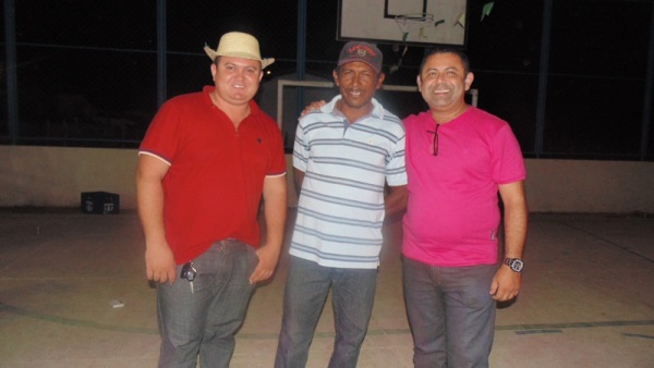 Comunidade Malhada do Juazeiro realizou apresentação de quadrilhas - Imagem 33