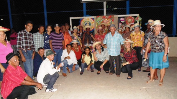 Comunidade Malhada do Juazeiro realizou apresentação de quadrilhas - Imagem 7