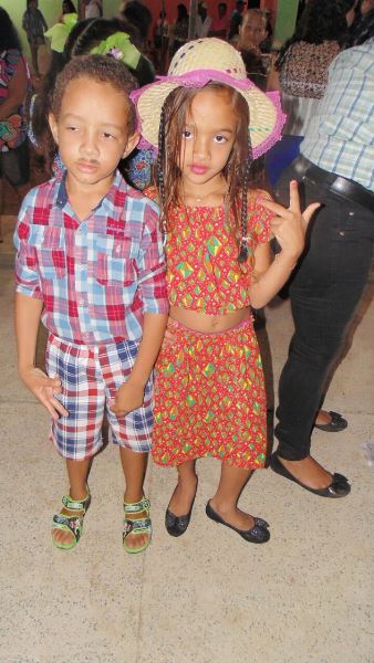 Comunidade Malhada do Juazeiro realizou apresentação de quadrilhas - Imagem 20