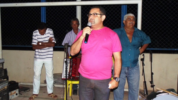 Comunidade Malhada do Juazeiro realizou apresentação de quadrilhas - Imagem 38