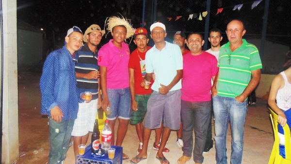 Comunidade Malhada do Juazeiro realizou apresentação de quadrilhas - Imagem 29