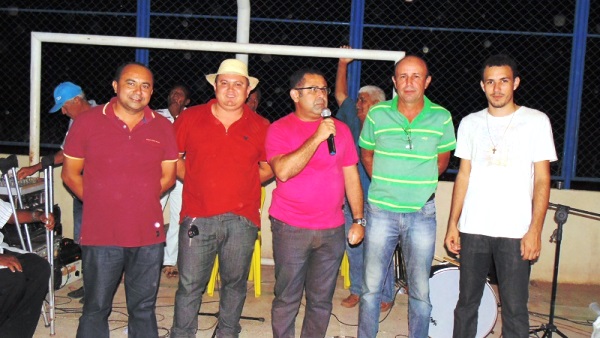 Comunidade Malhada do Juazeiro realizou apresentação de quadrilhas - Imagem 36