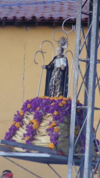 Milhares de romeiros participam da missa solene de encerramento dos festejos de Santo Inácio de Loyola  - Imagem 14