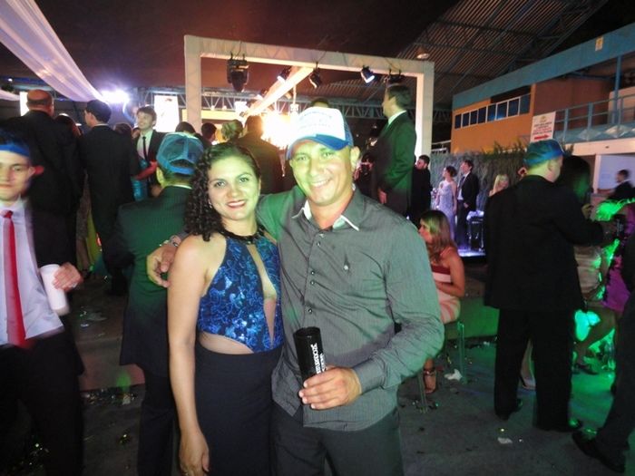 Formandos em medicina fazem festa  - Imagem 9