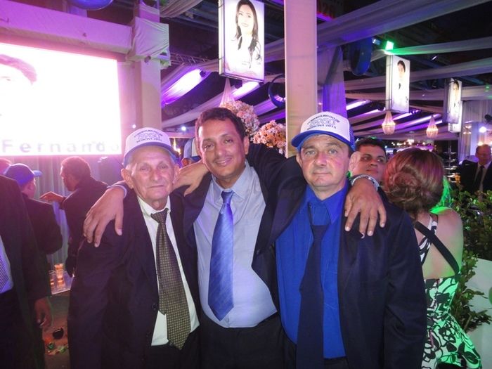 Formandos em medicina fazem festa  - Imagem 15