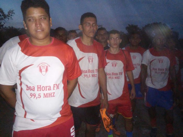 O prefeito Zé Resende inaugura mais um sistema de abastecimento d’água na zona rural de Boa Hora. - Imagem 14