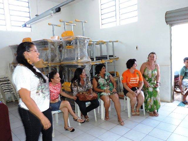 Primeira-dama Edneida Fortes participa de encerramento de curso de Corte e Costura - Imagem 1
