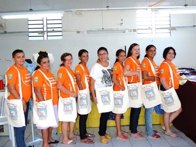 Primeira-dama Edneida Fortes participa de encerramento de curso de Corte e Costura - Imagem 9
