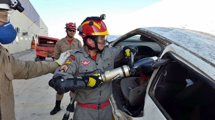 Corpo de Bombeiros finaliza curso de resgate veicular e forma 42 alunos - Imagem 9