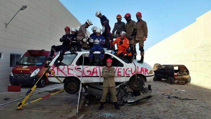 Corpo de Bombeiros finaliza curso de resgate veicular e forma 42 alunos - Imagem 7