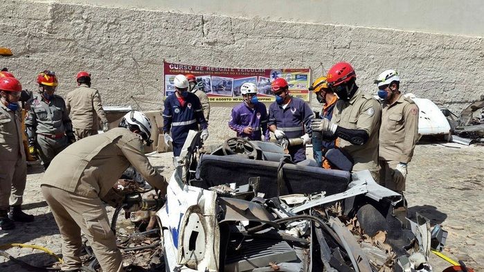 Corpo de Bombeiros finaliza curso de resgate veicular e forma 42 alunos - Imagem 23
