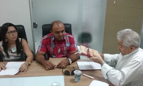 Prefeito de Lagoinha Visita Senador Elmano Ferrer - Imagem 1