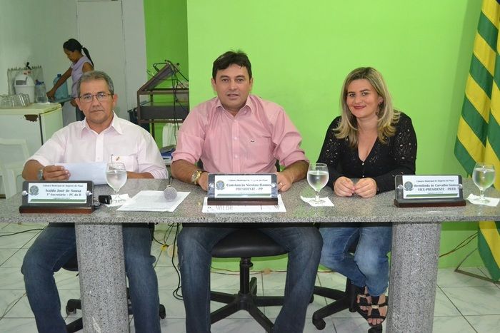 Câmara Municipal realiza mais uma sessão - Imagem 3