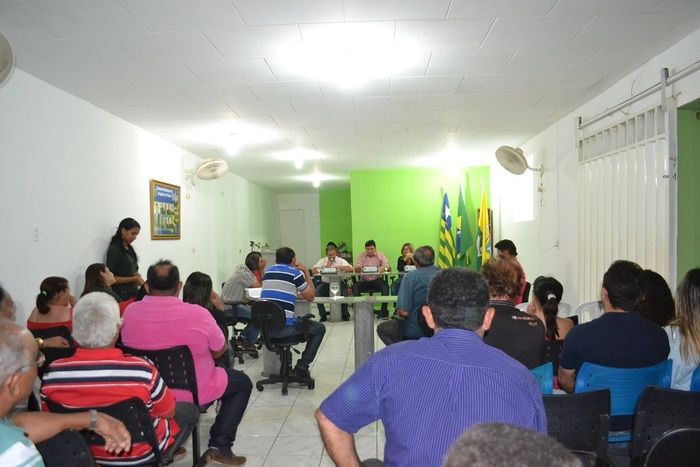 Câmara Municipal realiza mais uma sessão - Imagem 11