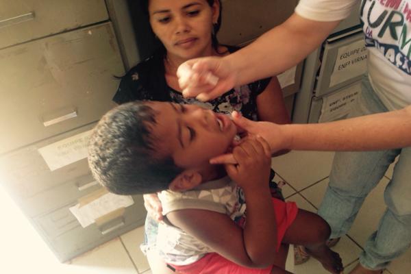 Secretária Municipal de Saúde realiza dia D de vacinação - Imagem 2