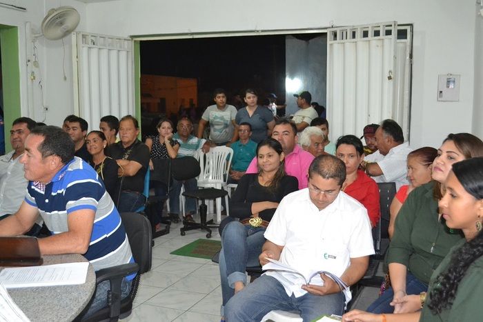 Câmara Municipal realiza mais uma sessão - Imagem 17