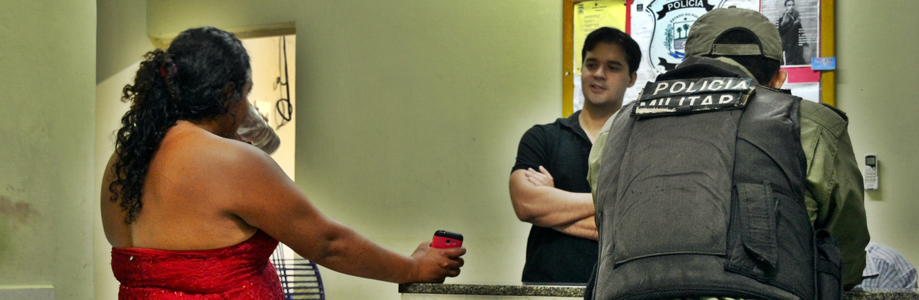 Mulher agride marido de cunhada com facadas e acaba presa em Parnaíba